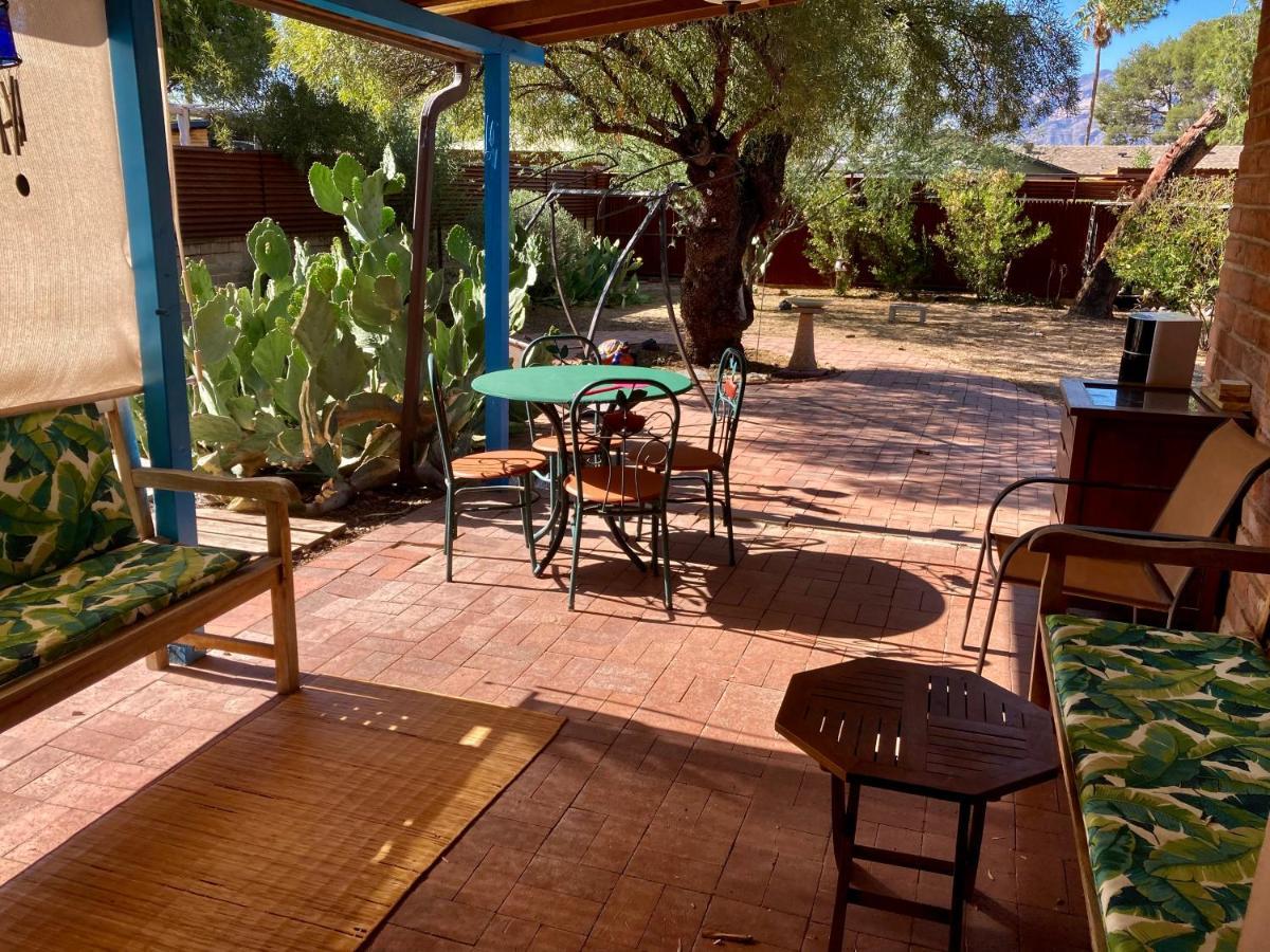 Casa Azul - Cute Centrally Located Adobe With Large Fenced Outdoor Living For Pets And Adults, Non-Smoking Tucson Exterior photo